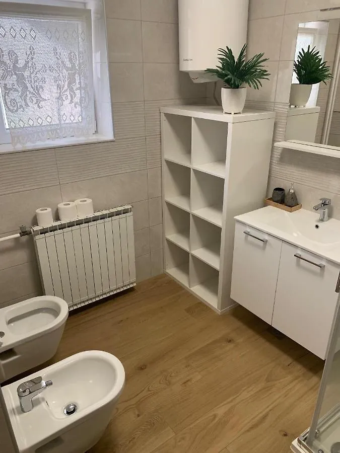 Apartment Nice And Fun Sandra Porec Croatia